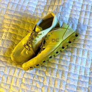 On running  yellow sneaker